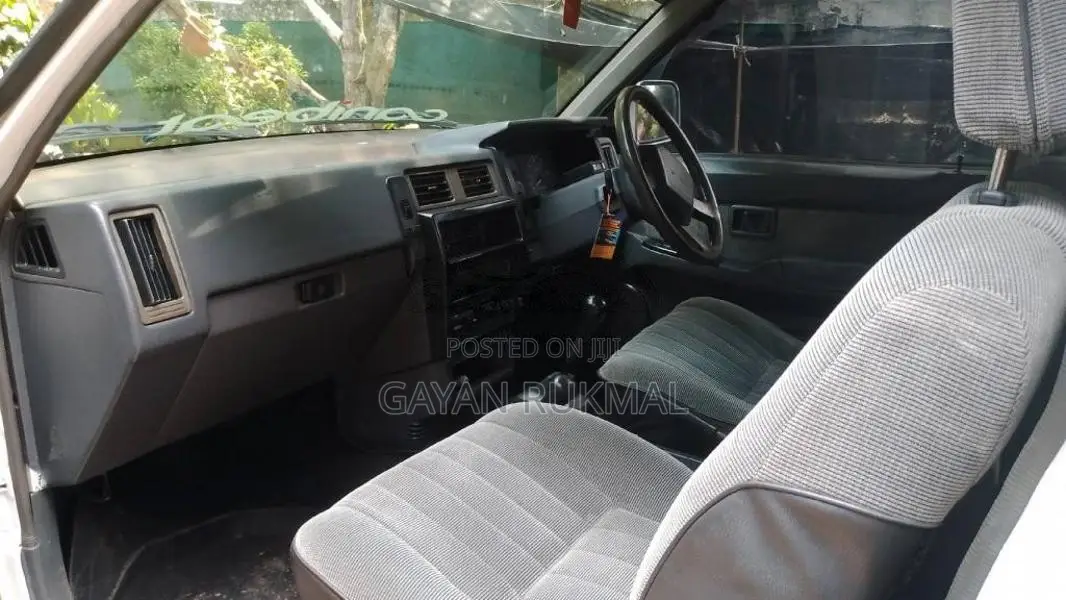 Nissan D21 1996 Pickup (Used)