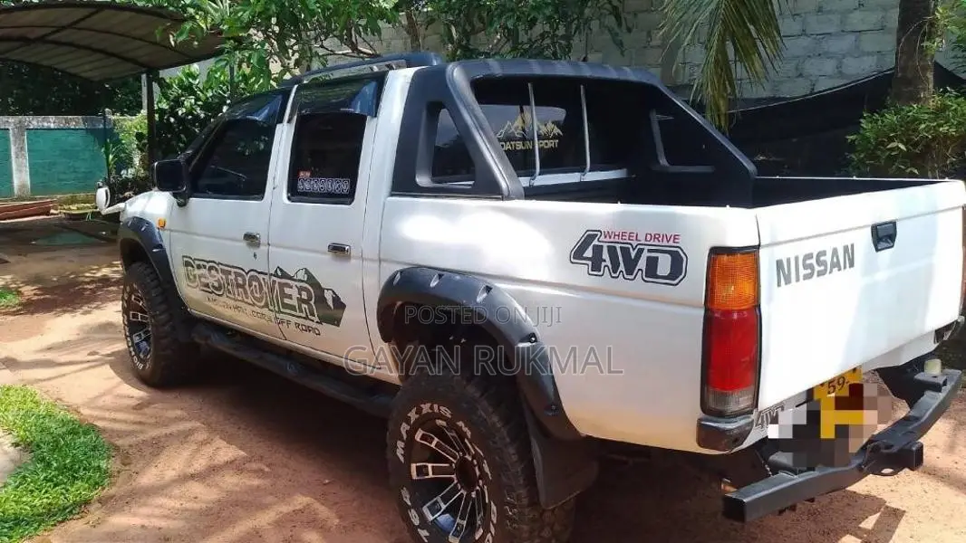 Nissan D21 1996 Pickup (Used)