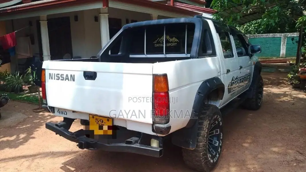 Nissan D21 1996 Pickup (Used)