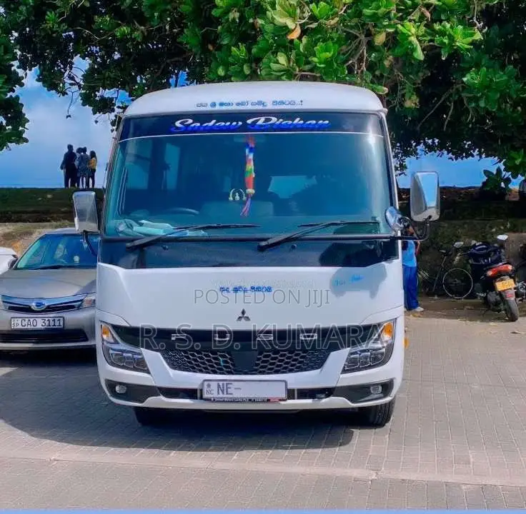 Mitsubishi Fuso 2025 Bus (Used)