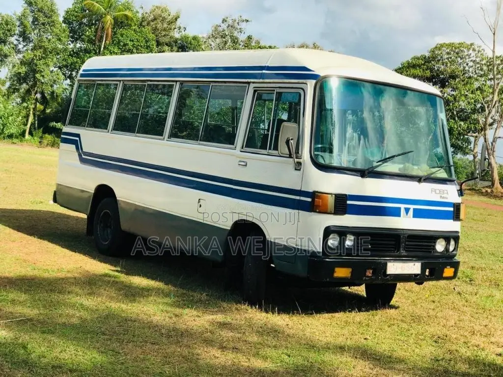 Mitsubishi Mmc Rosa 1982 Bus (Used)