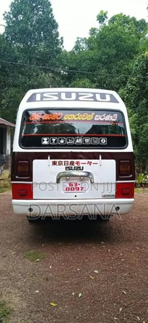 Isuzu Journey 1991 Bus (Used)