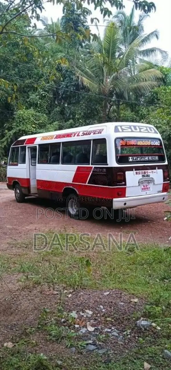 Isuzu Journey 1991 Bus (Used)