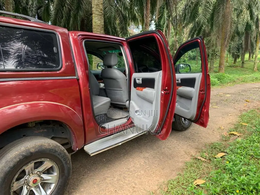 Toyota Double Cab 2007 Pickup (Used)