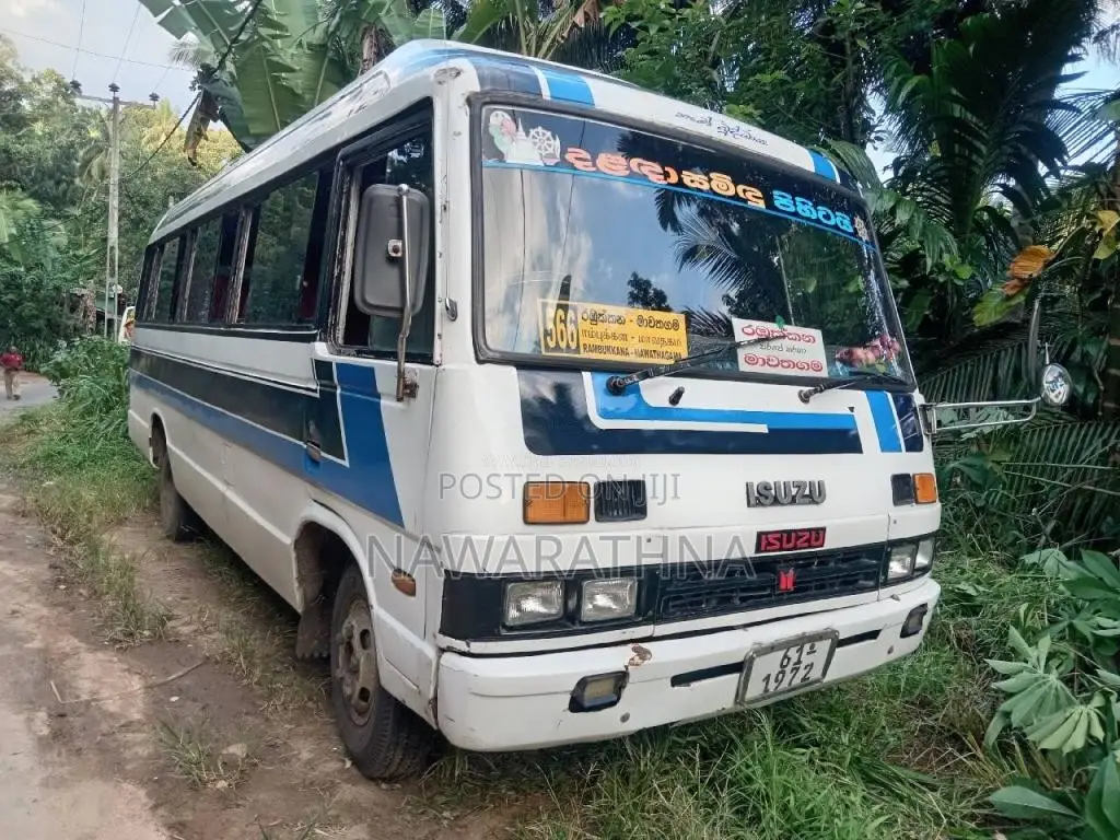 Isuzu L 1983 Bus (Used)