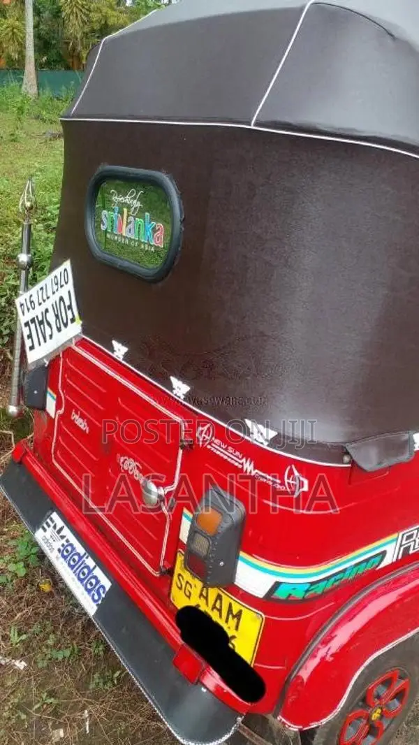 Bajaj 4 stroke 2013 Three Wheel (Used)