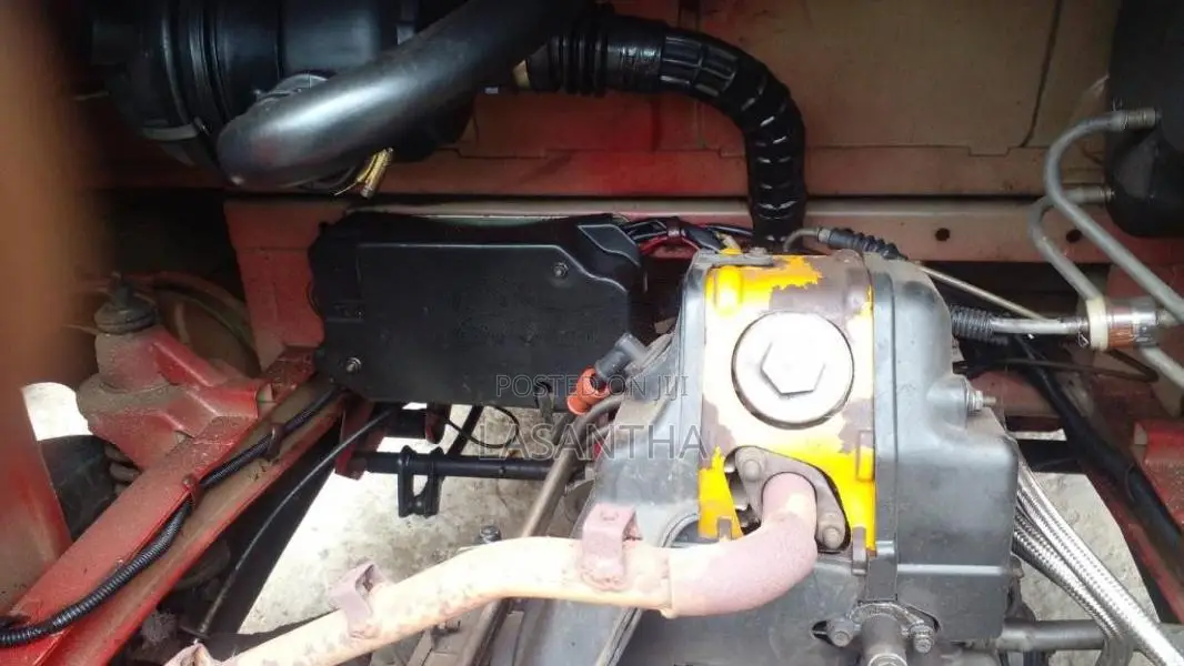 Bajaj 4 stroke 2013 Three Wheel (Used)