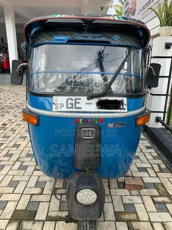 Bajaj 2 stroke 2000 Three Wheel (Used)