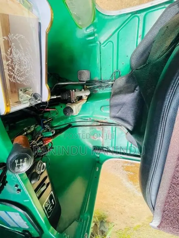 Bajaj RE 2008 Three Wheel (Used)