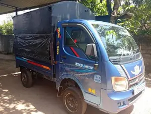 Tata Dimo Batta 2015 Lorry (Used)