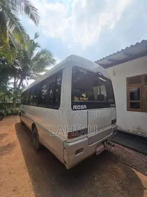Mitsubishi Rosa 1995 Bus (Used)