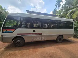 Mitsubishi Rosa 1995 Bus (Used)