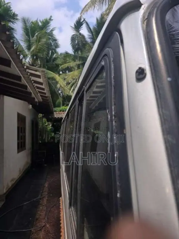 Mitsubishi Rosa 1995 Bus (Used)