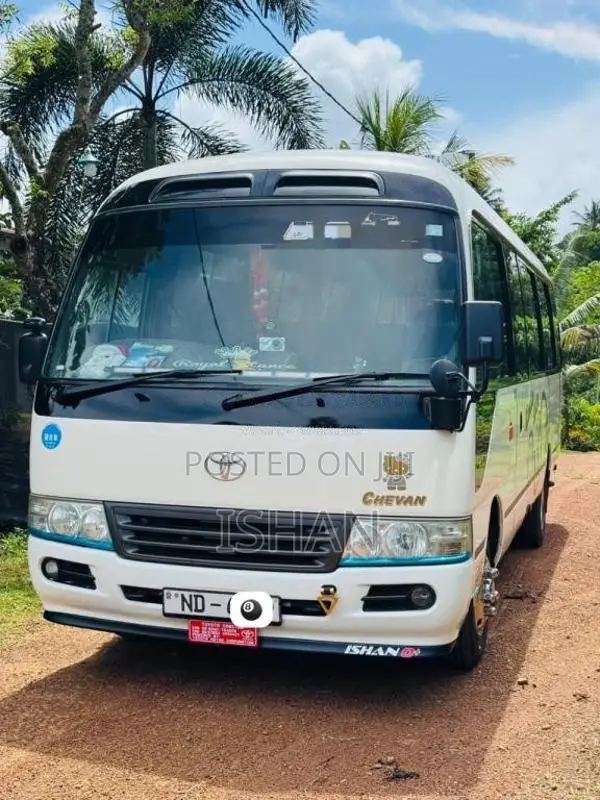 Toyota Coaster 2010 Bus (Used)