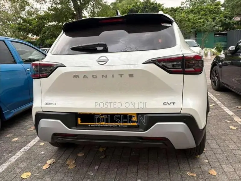 Nissan Magnite CVT TECHNA PLUS 2025 SUV (Used)