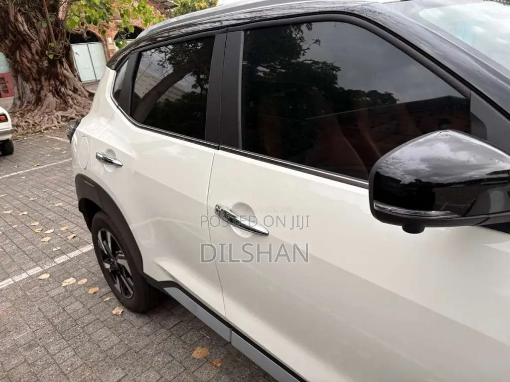 Nissan Magnite CVT TECHNA PLUS 2025 SUV (Used)