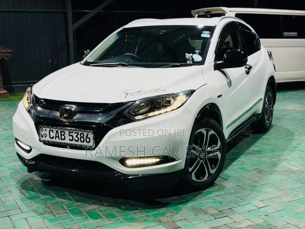 Honda Vezel 2014 SUV (Used)