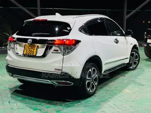 Honda Vezel 2014 SUV (Used)
