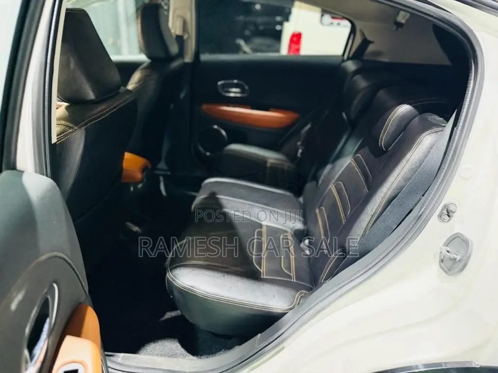 Honda Vezel 2014 SUV (Used)
