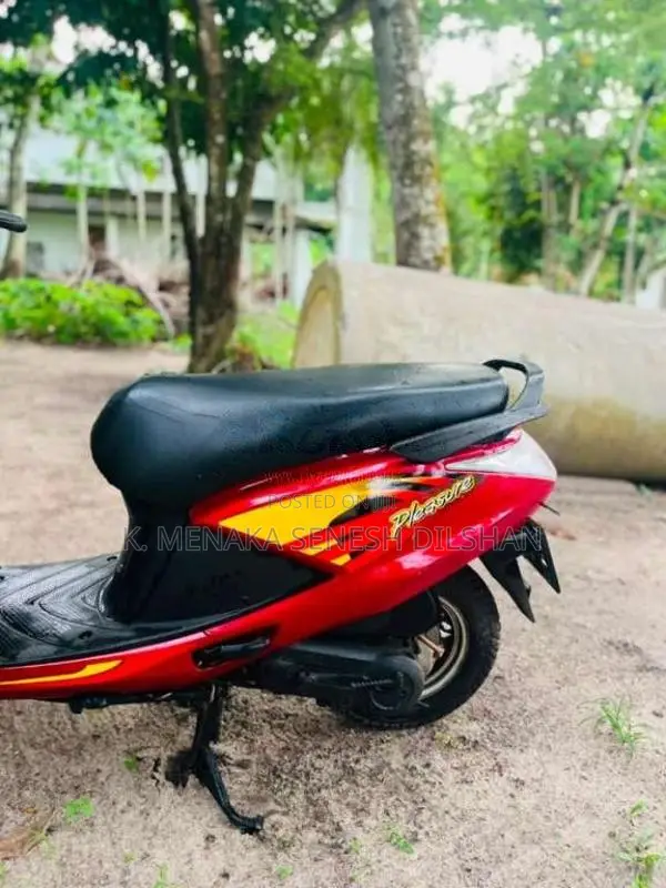 Hero Pleasure 2015 Motorbike (Used)