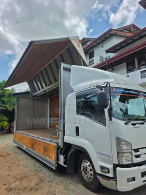 Isuzu Forward 2021 Heavy-Duty (Used)