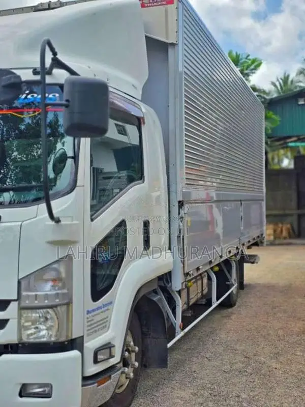 Isuzu Forward 2021 Heavy-Duty (Used)