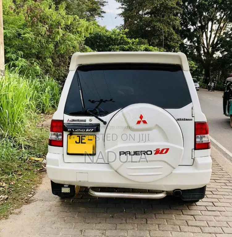 Mitsubishi Pajero Io 2000 SUV (Used)