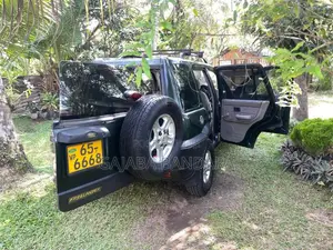 Land-Rover Freelander 2000 SUV (Used)