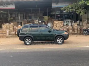 Land-Rover Freelander 2000 SUV (Used)