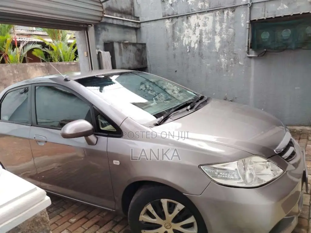 Honda Fit Aria 2006 Car (Used)