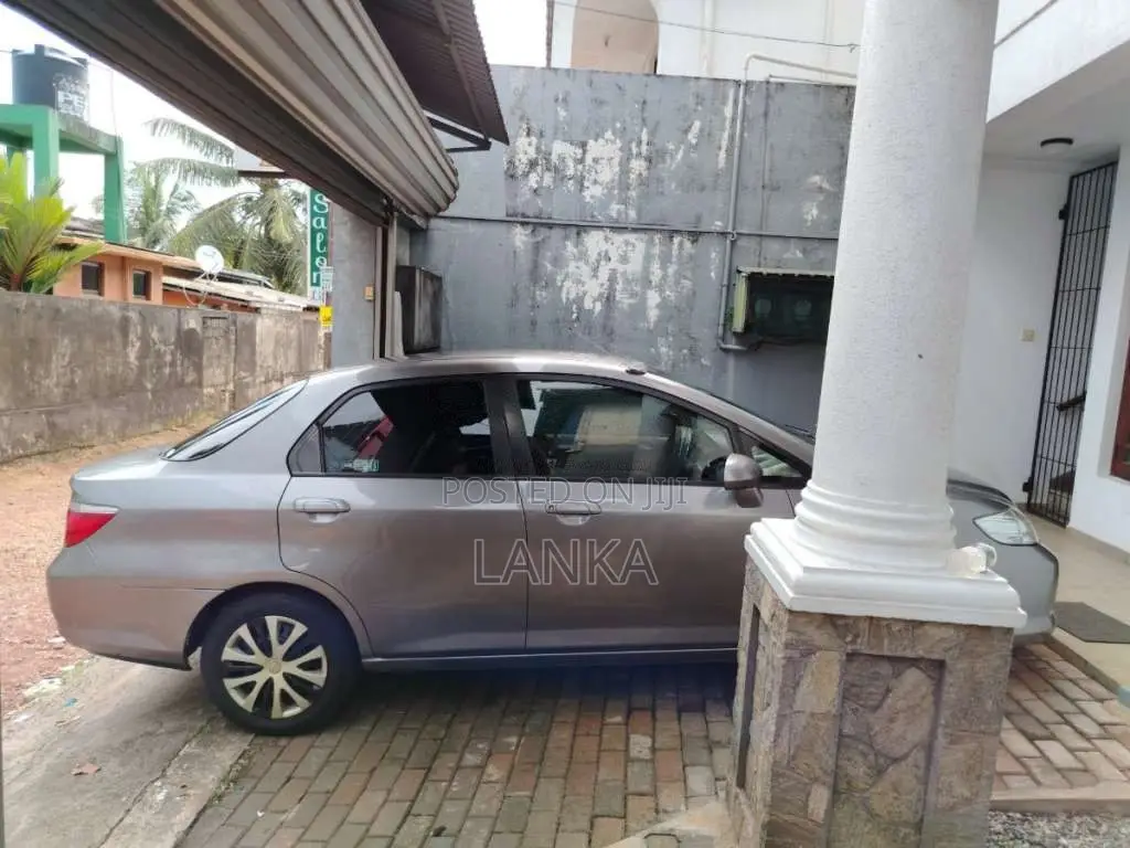Honda Fit Aria 2006 Car (Used)