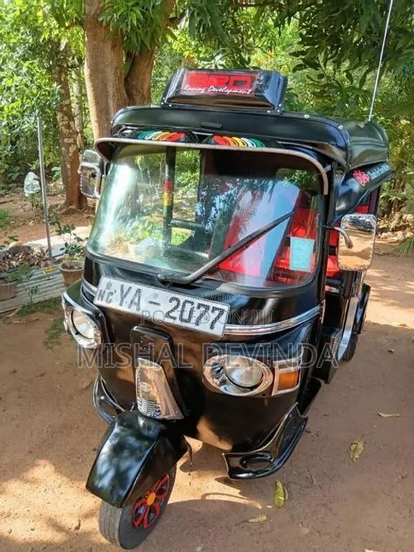 Bajaj Re 2011 Three Wheel (Used)