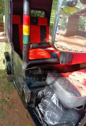 Bajaj Re 2011 Three Wheel (Used)
