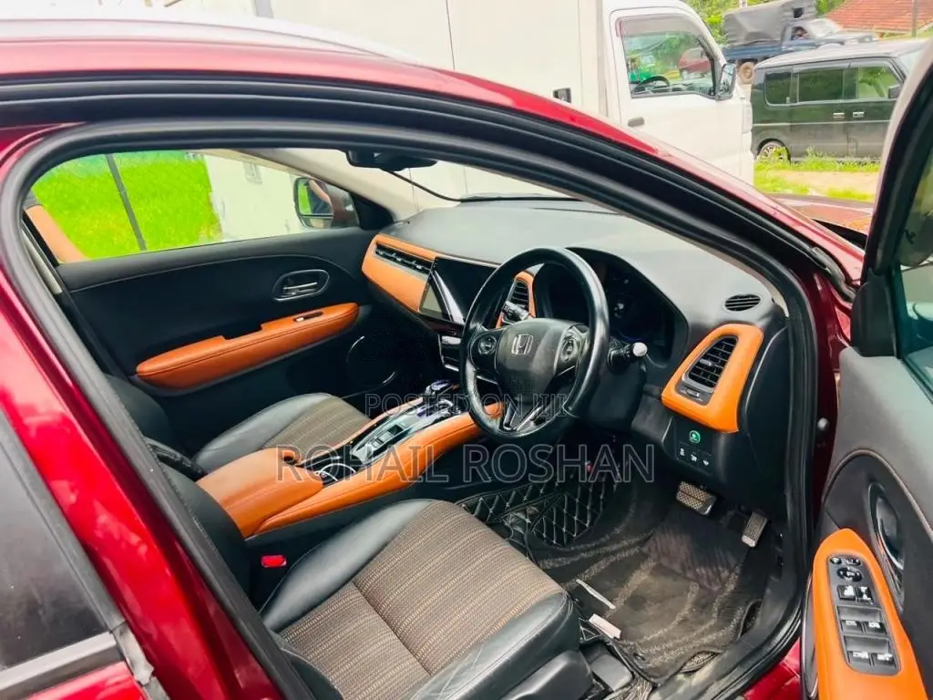 Honda Vezel 2014 SUV (Used)
