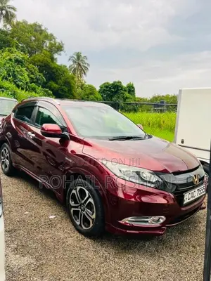 Honda Vezel 2014 SUV (Used)