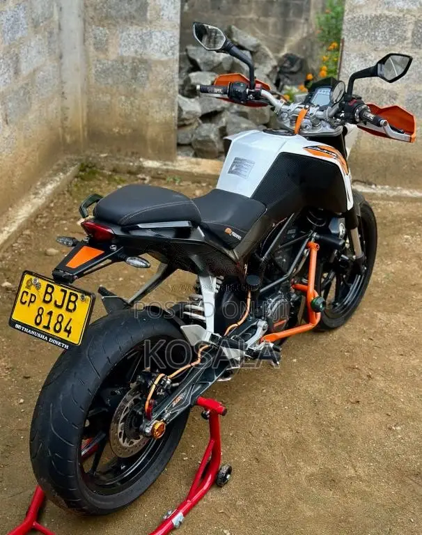 KTM Duke 125 Imported From Japan. 2021 Motorbike (Used)