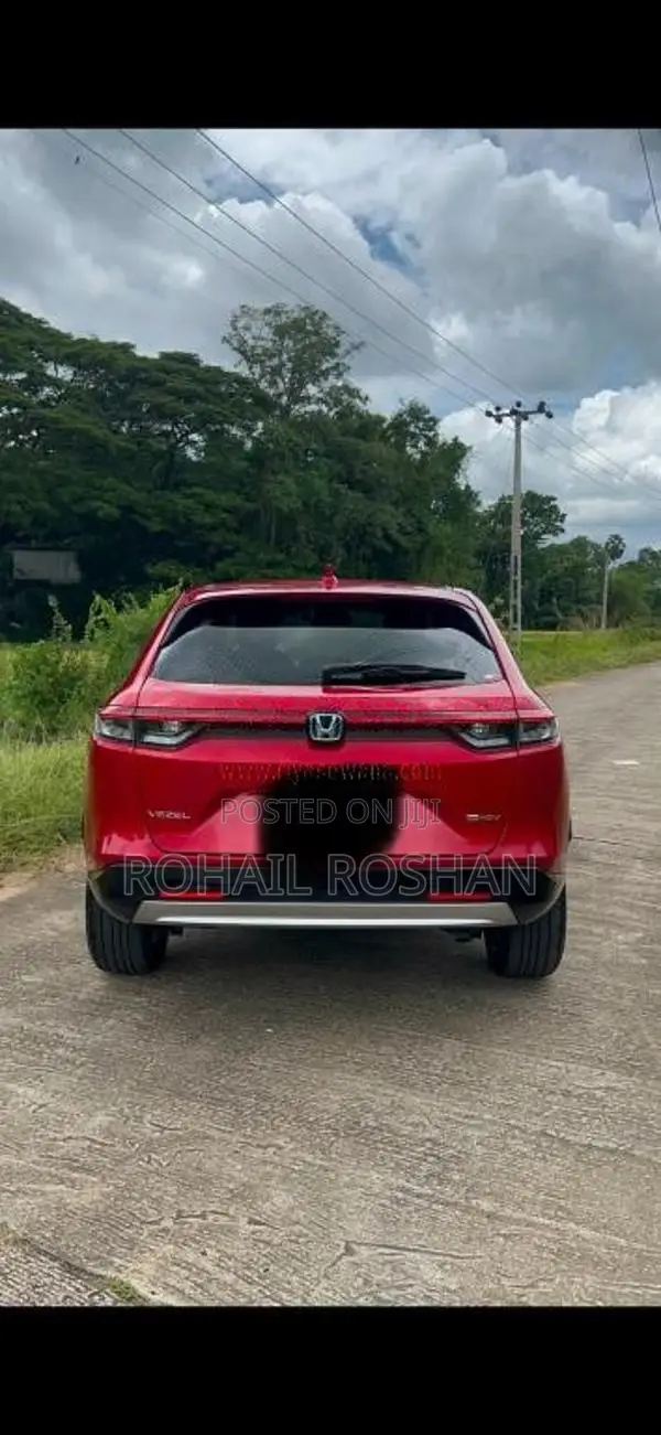 Honda Vezel 2023 SUV (Used)