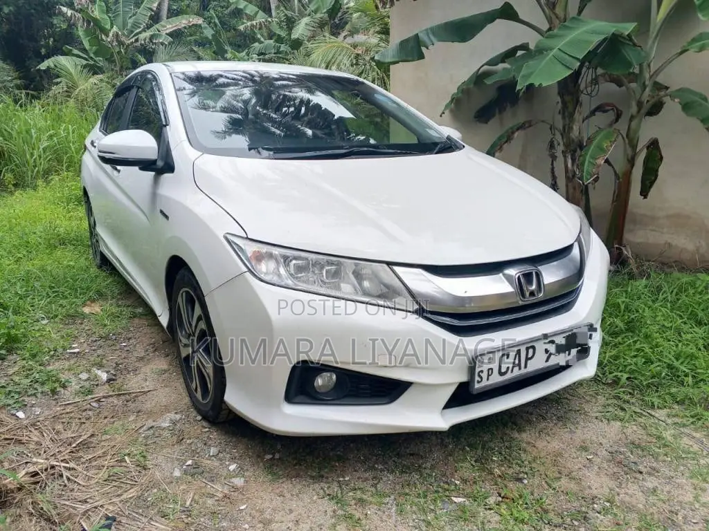 Honda Gres 2016 Car (Used)