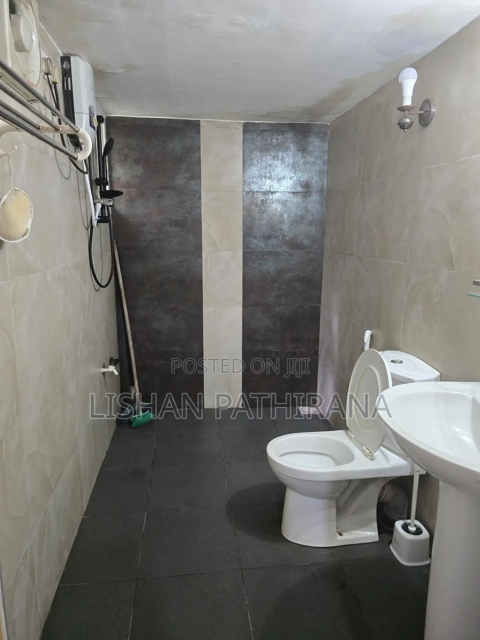 2bdrm House in Thalawathugoda for rent