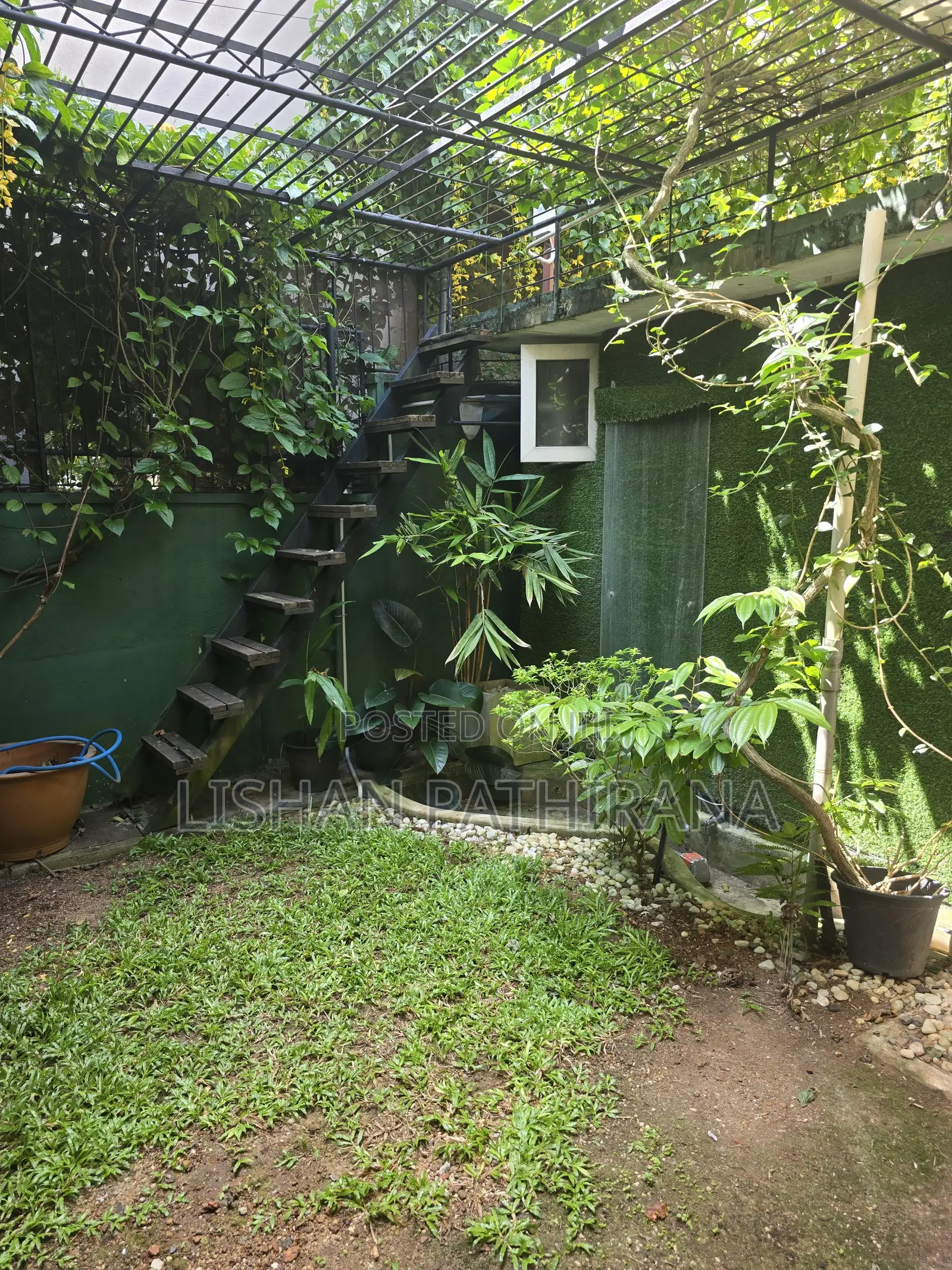 2bdrm House in Thalawathugoda for rent