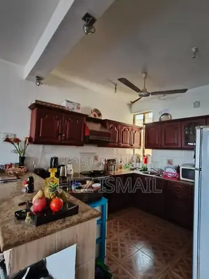 Furnished 2bdrm Apartment in Colombo City for sale