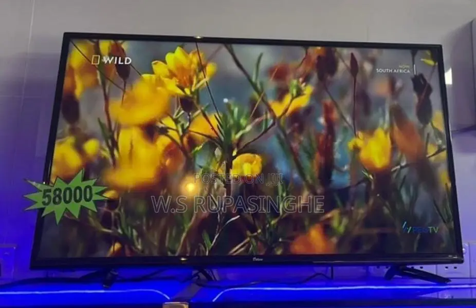 Deluxe 40” Smart LED Tv