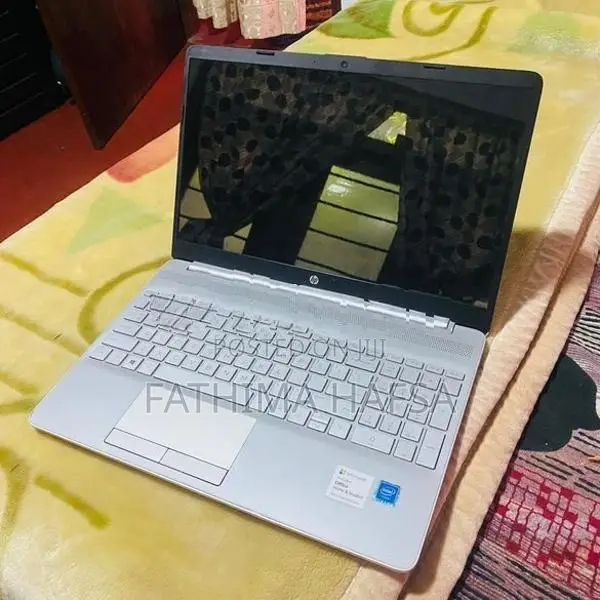 HP 15s Laptop | Intel Celeron N4020 4GB RAM 1TB HDD Windows 11
