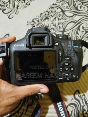 Canon EOS Dslr 2000D Camera