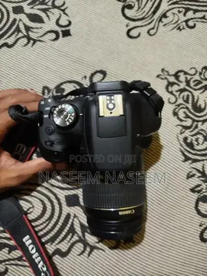 Canon EOS Dslr 2000D Camera