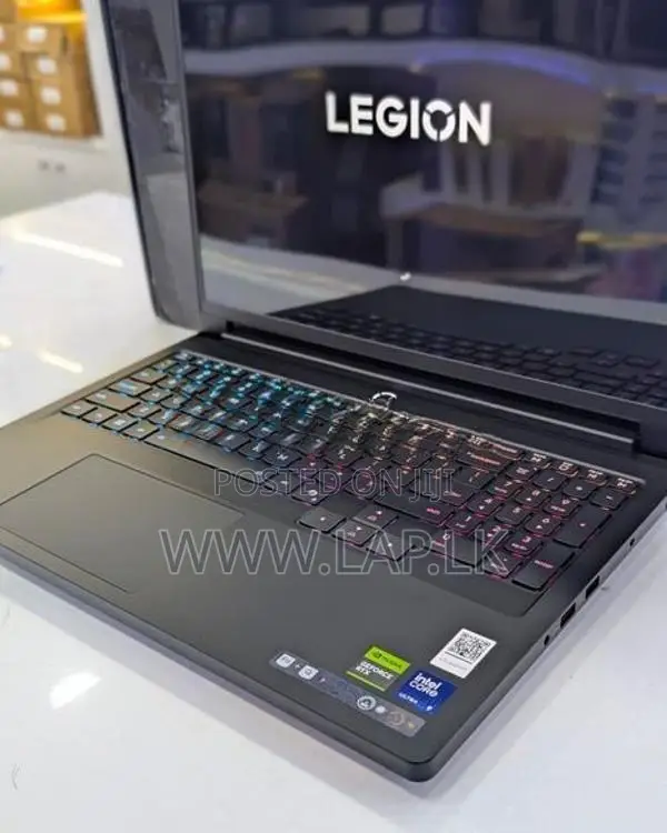 Lenovo Core Ultra 9 275HX–15th GEN RTX 5070 Ti 12GB 32GB DDR5 1TB SSD