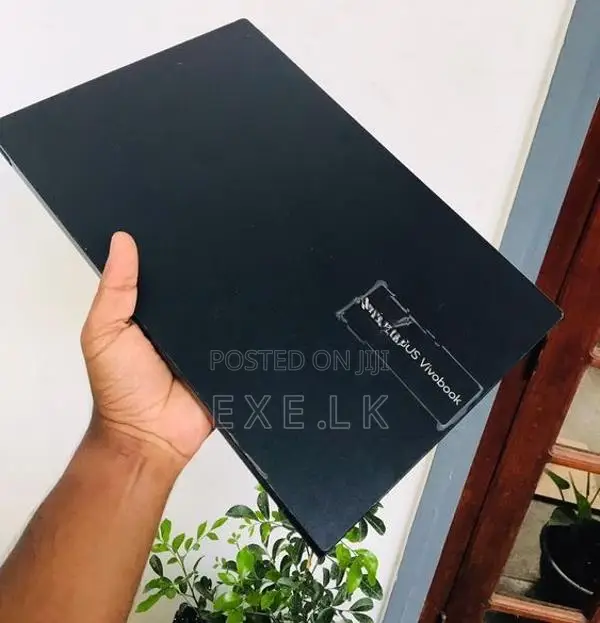 ASUS Vivobook LapTop