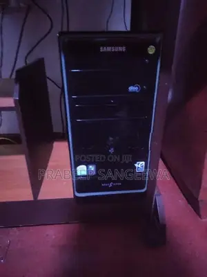 Samsung Widows 7 Computer PC