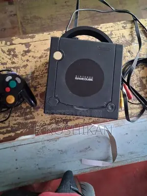Nintendo Gamecube Full Set With 2 Controllers
