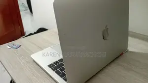 Apple MacBook Pro 13 Inch